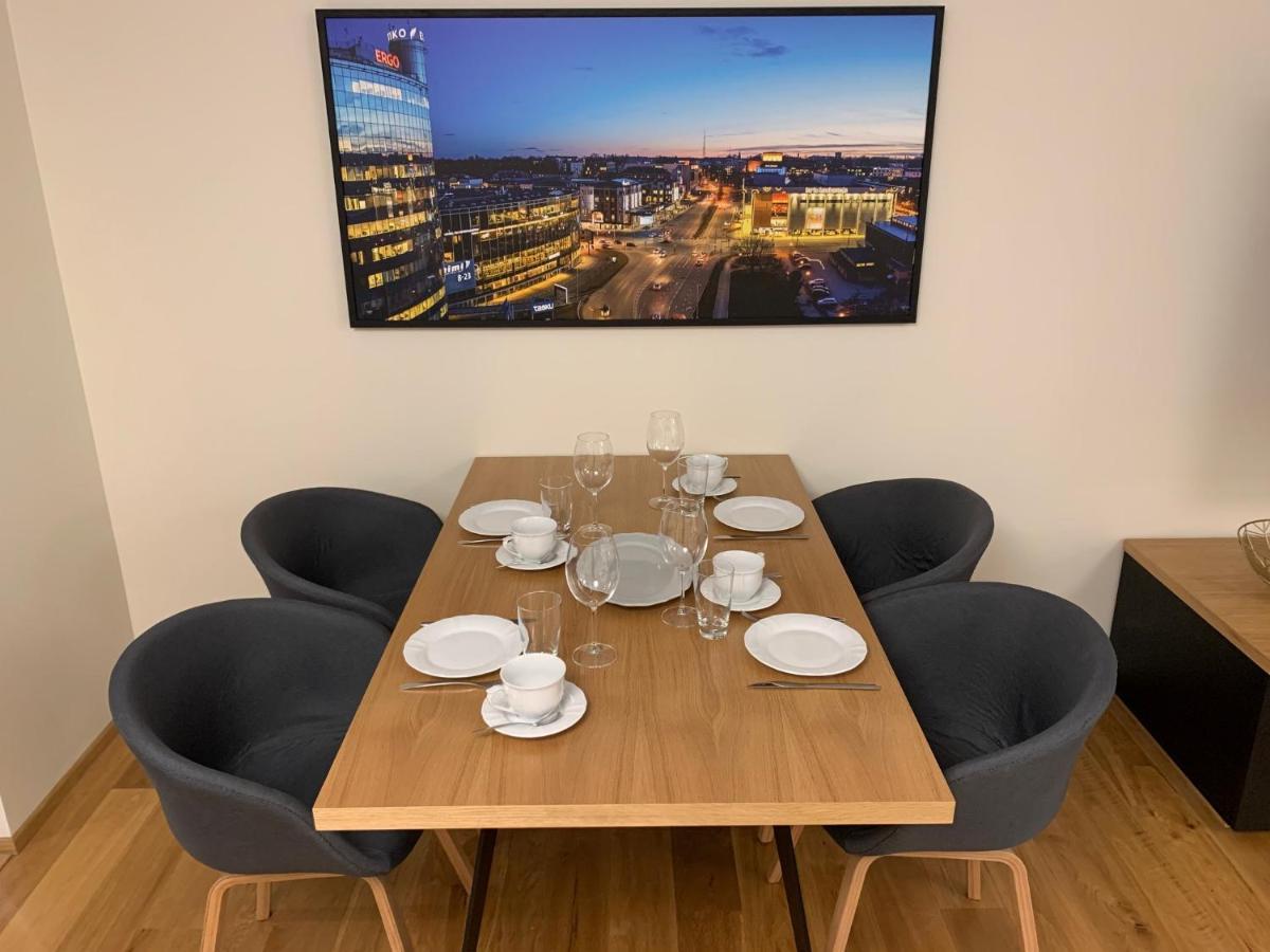 Gustav Apartments - City Center Comfort タルトゥ エクステリア 写真