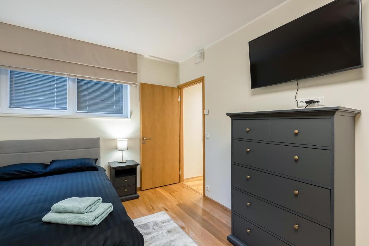 Gustav Apartments - City Center Comfort タルトゥ エクステリア 写真